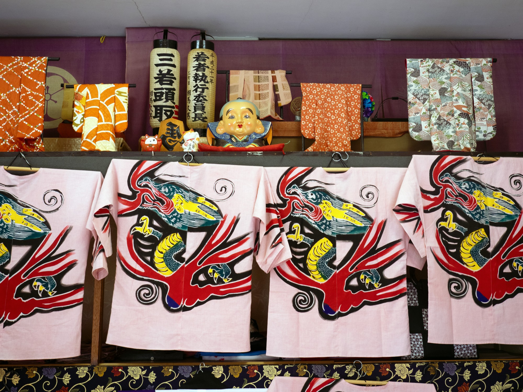Self-guided_Izu_Wayfarer_Traditional_decorations.jpg